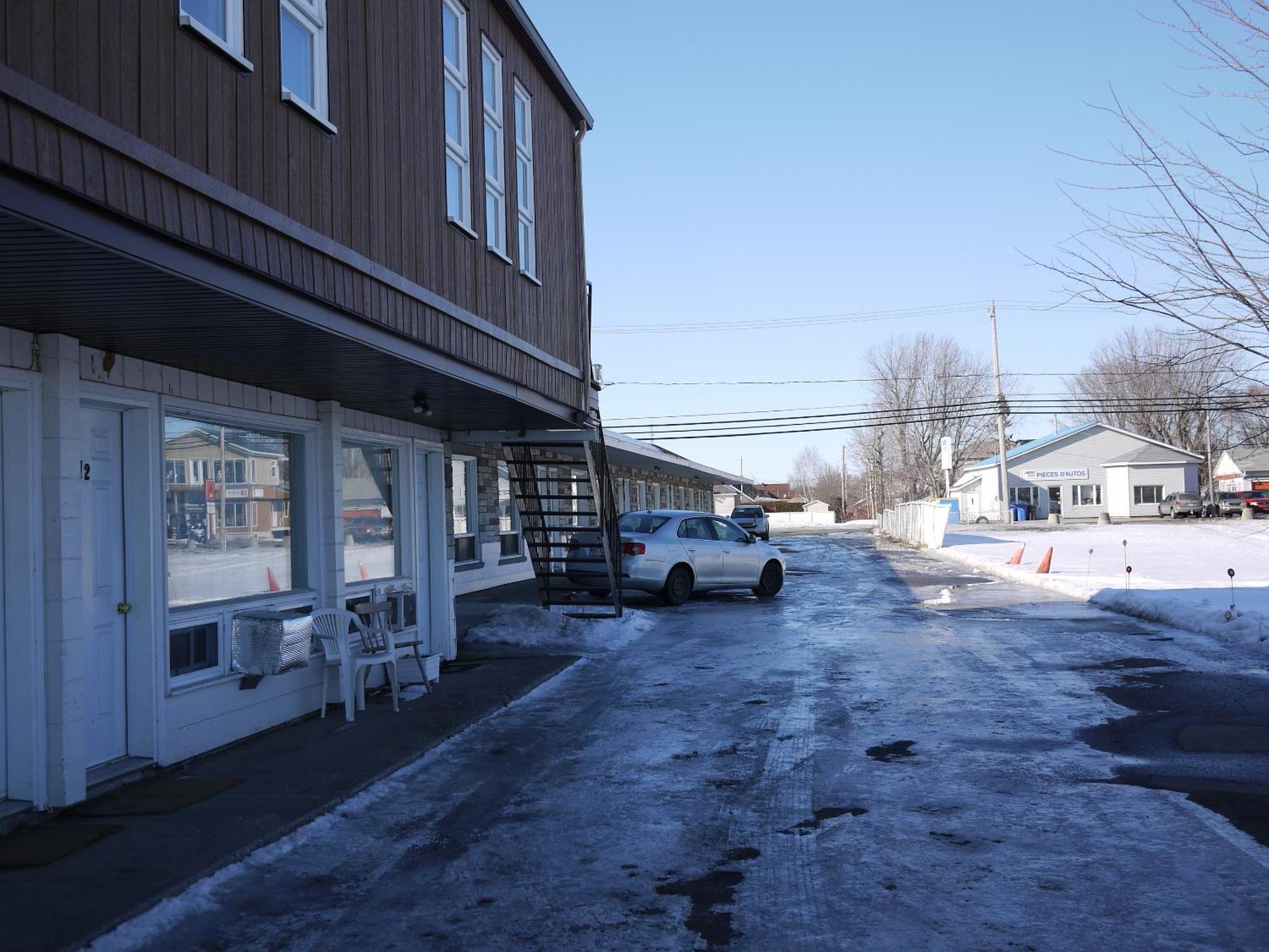 Motel Rive Du Lac Saint-Zotique エクステリア 写真