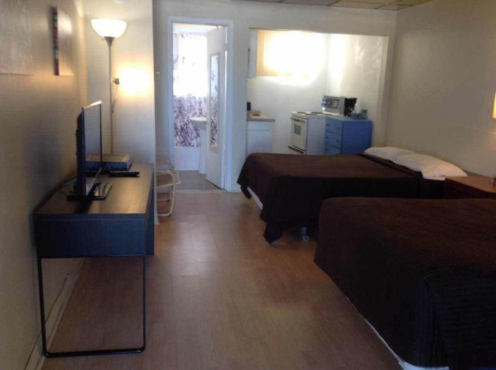 Motel Rive Du Lac Saint-Zotique エクステリア 写真
